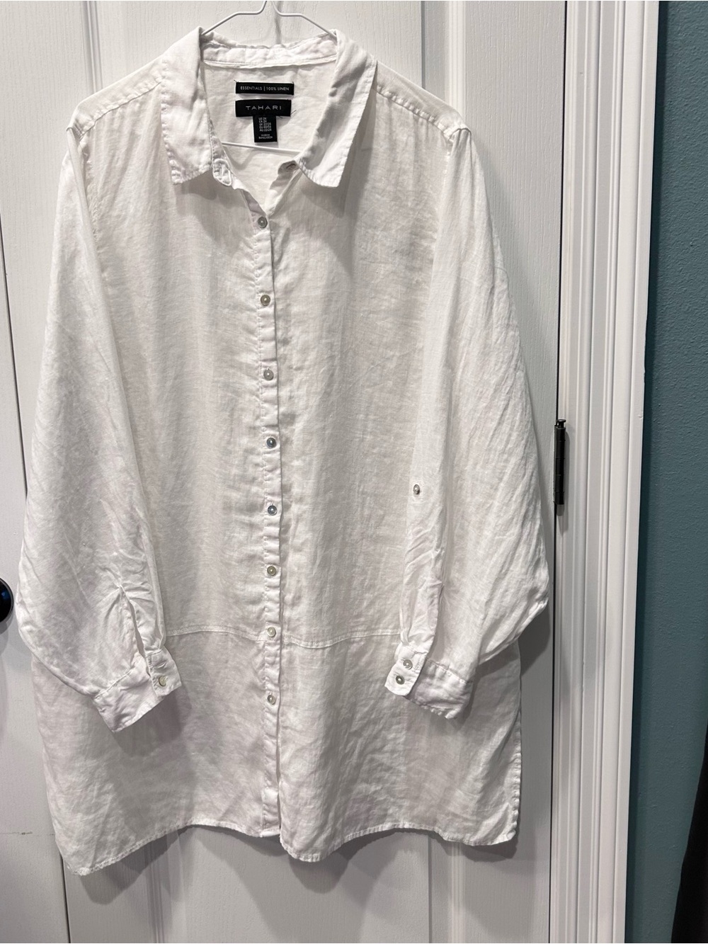 Tahari  100% Linen White Button Down Tunic Top Plus Size 2X Coastal Roll Tab
